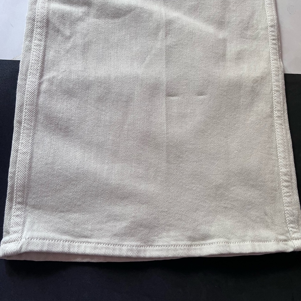 Good American Cream Flare & Wide Leg Jeans - Picture 10 of 10